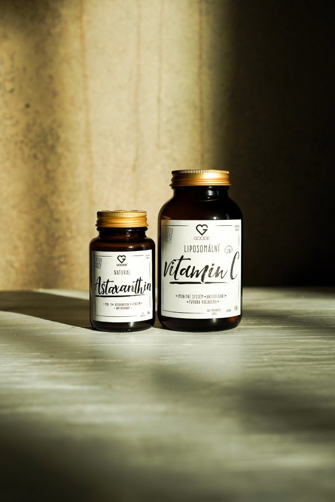 astaxanthin a vitamin C