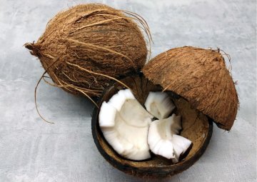 Kokos jako univerzální super plod – k jídlu, pro krásu i jako dekorace