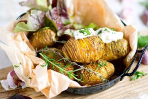 Pečené hasselback brambory