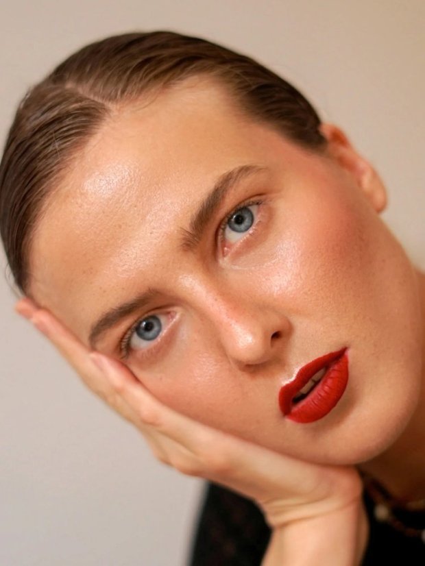 NUI Cosmetics - Přírodní tekutý makeup s hedvábným výsledným efektem Puru 30 ml