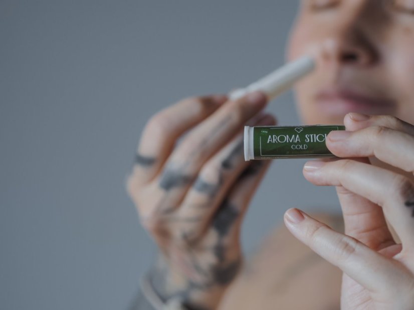 Inhalačná tyčinka – podpora dýchacích ciest – esenciálne oleje – EASY BREATH SK