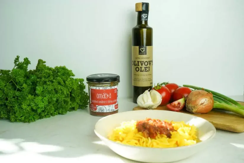 Sos do makaronu - Pomidorowy z soczewicą beluga 300 g PL