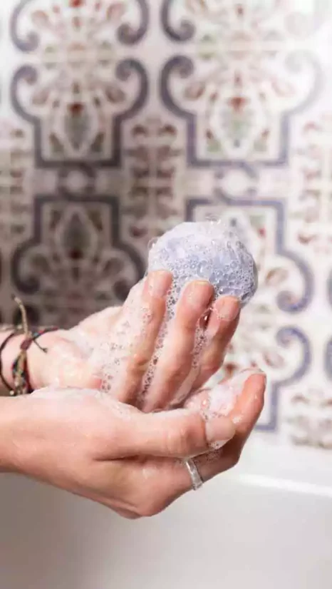 Tuhý šampón - Levandule a meduňka 45 g