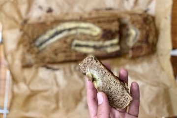 Paleo banana bread s kokosem