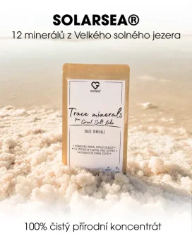 Goodie produkt stopové minerály v písku před solným jezerem. CZ