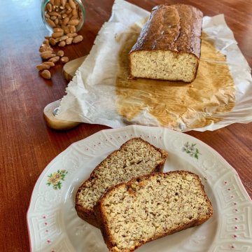 Paleo banana bread z kokosové mouky