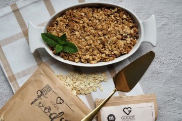 Rebarborovo-jablečný crumble